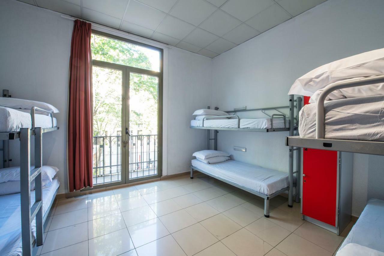 8-Bed Private Room Ensuite
