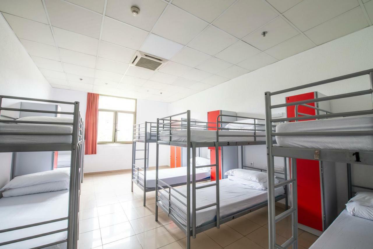 10-Bed Private Room