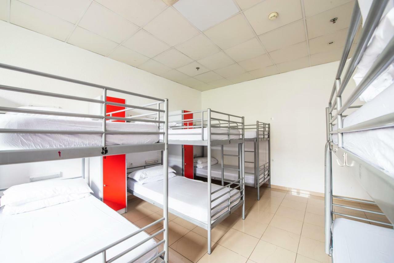 10-Bed Private Room